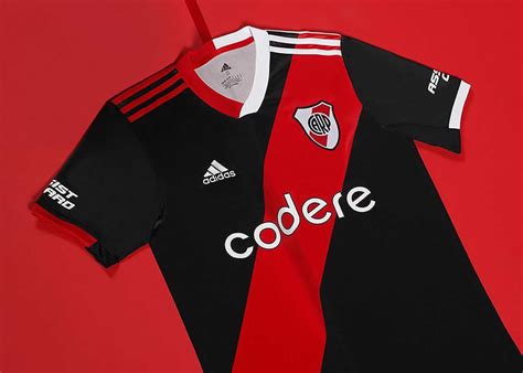 camiseta river adidas made in china